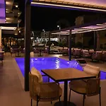 Colosseum Hotel