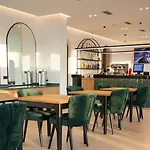 Colosseum 4* Ksamil