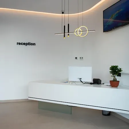 Colosseum Hotel Ksamil
