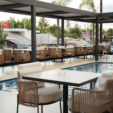 Otel Colosseum Ksamil