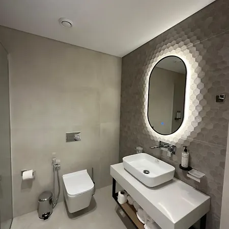 Colosseum Hotel 4*