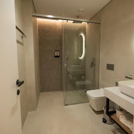 Colosseum Otel Ksamil