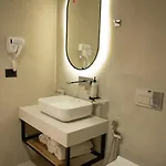 Colosseum Ξενοδοχείο 4*