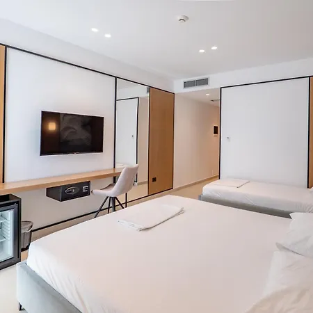 Colosseum Hotel