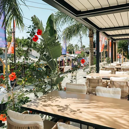 Colosseum Hotel Ksamil